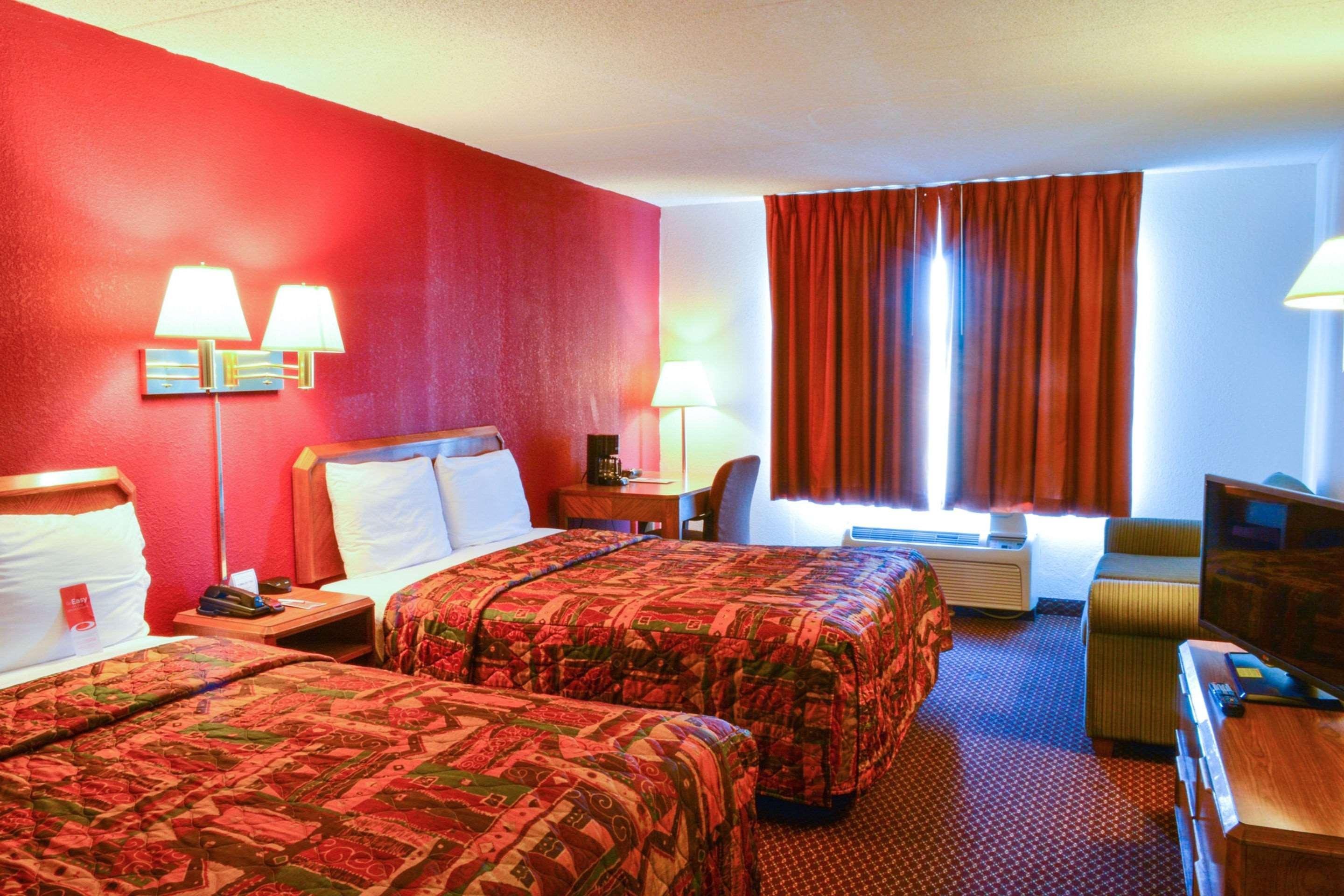 Econo Lodge Willowbrook Exterior photo